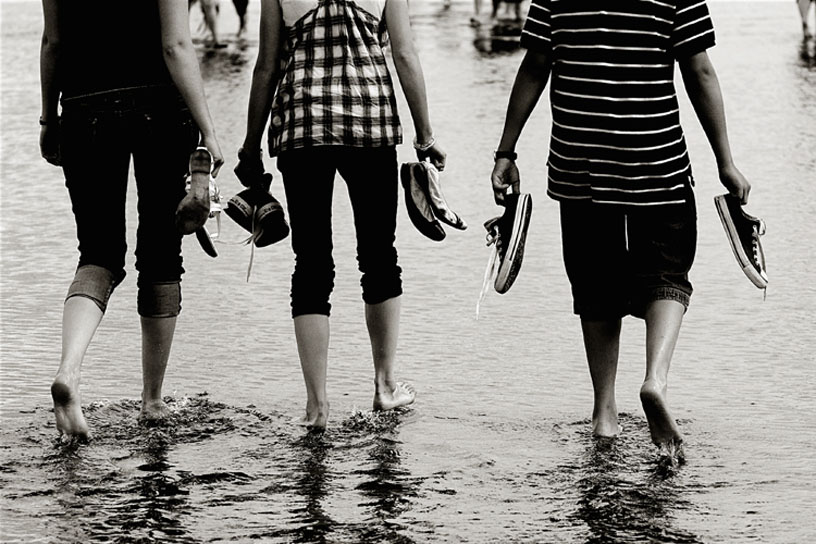 Miroir d'eau de Bordeaux, enfants et jets d'eau